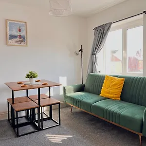 Apartment 6 Apartment